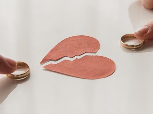 Cómo pedir el divorcio a tu pareja: guía clara, empática y legal